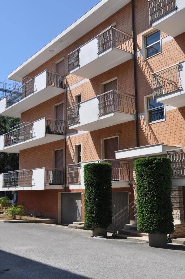 Appartamento Viale Repubblica 307 4 Pietra Ligure Esterno foto