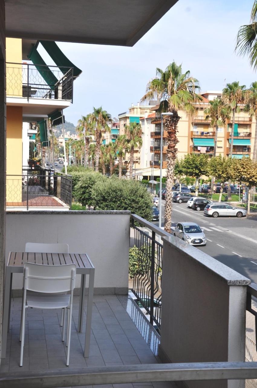 Appartamento Viale Repubblica 307 4 Pietra Ligure Esterno foto